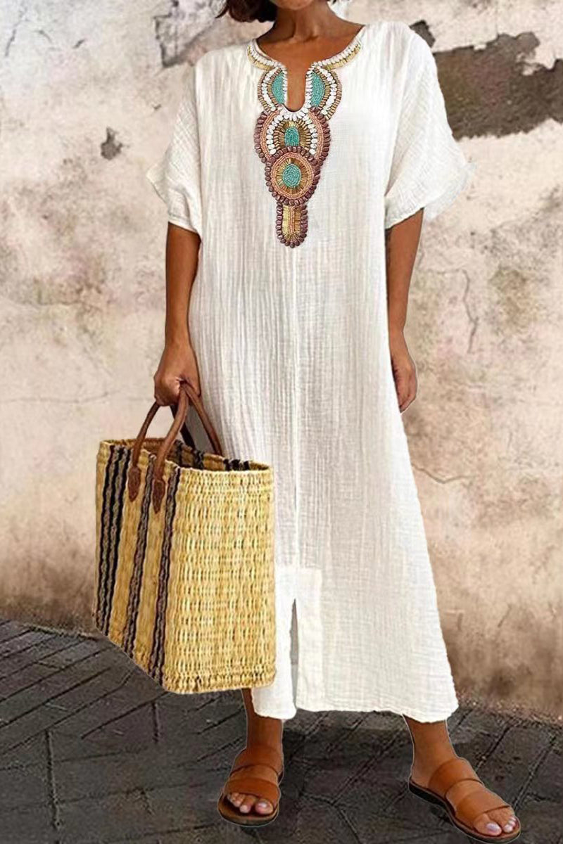 Sophisticated Dress with a Clean Classic Look