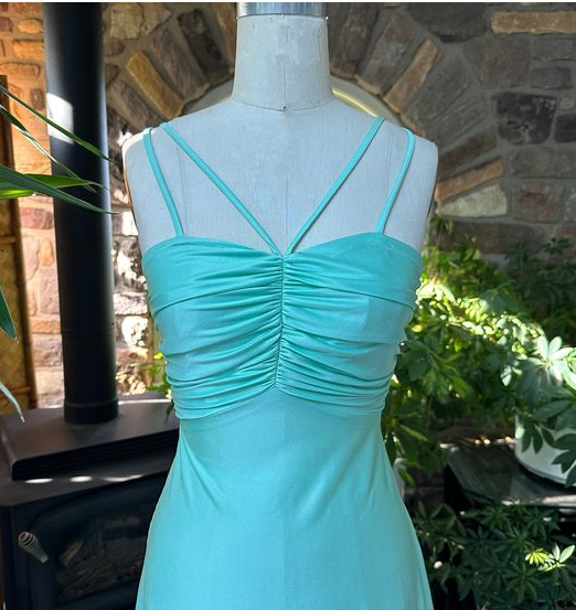 Unique Light Green Spaghetti Strap Bridesmaid Prom Dress Vintage party Evening Gown cc1761