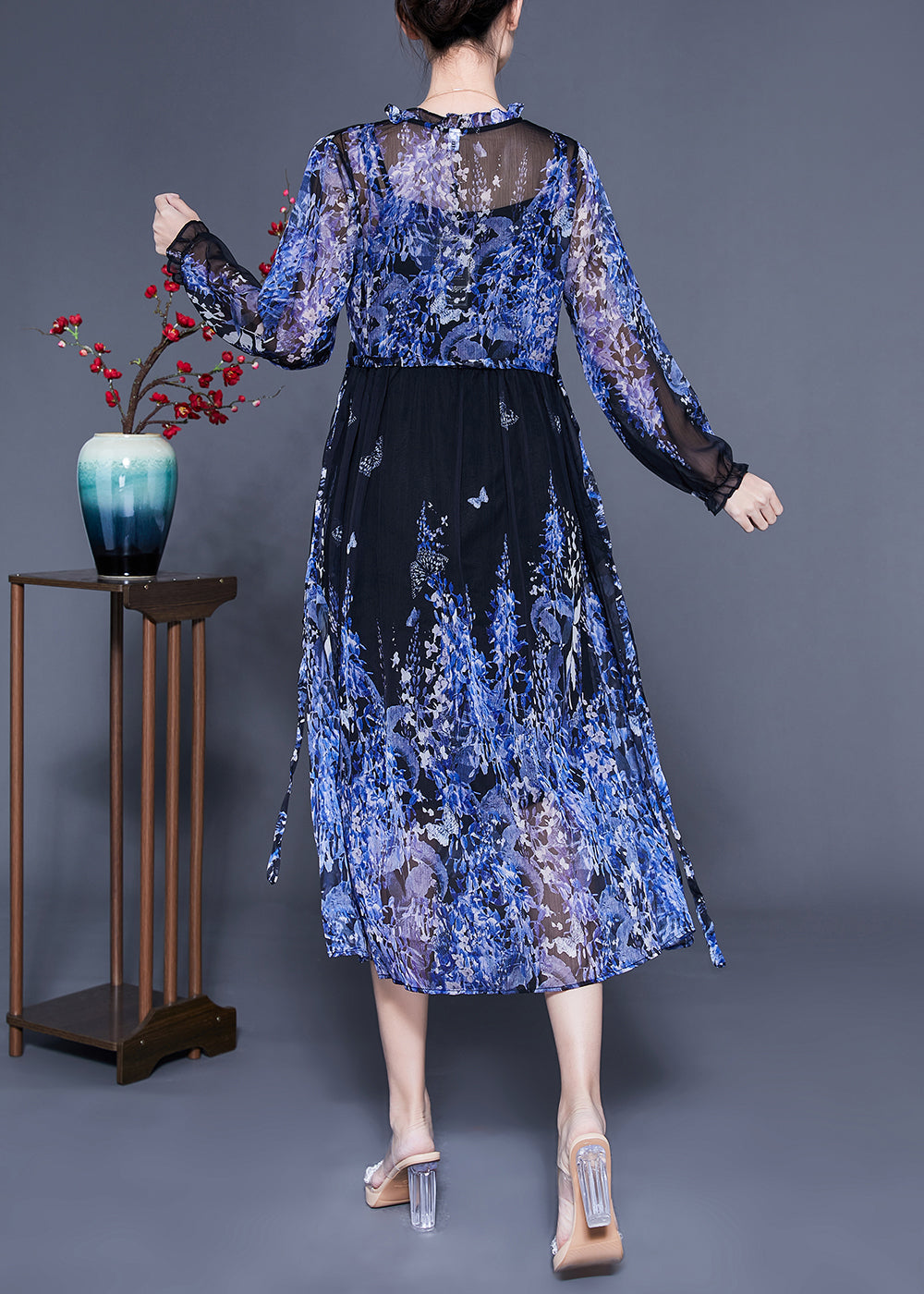 Classic Vintage Dress with a Flattering Fit