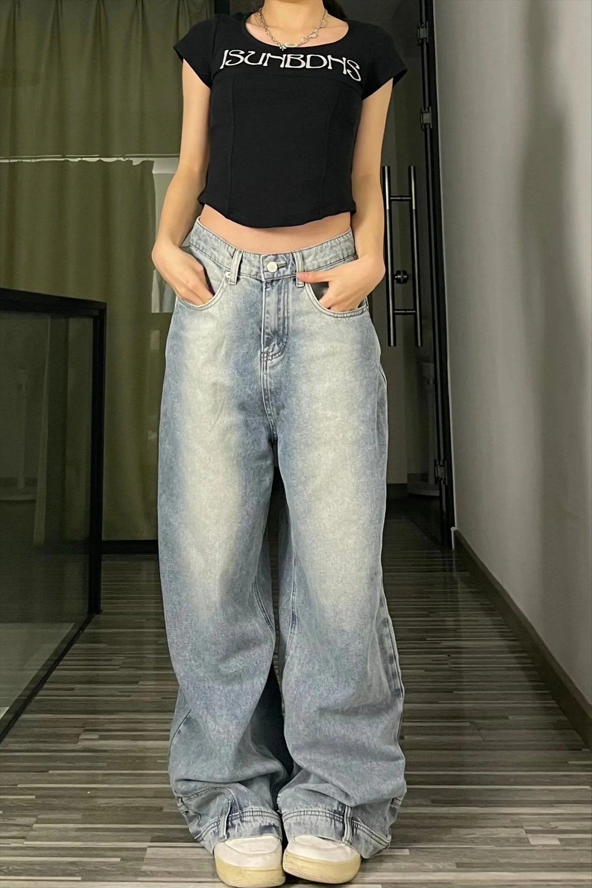 Low Rise Faded Wash Baggy Wide Leg Denim Jeans