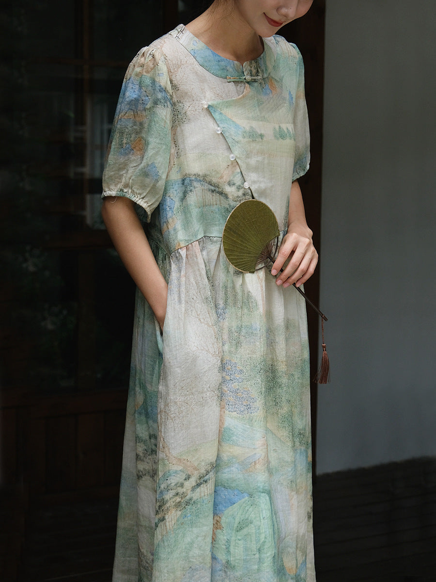 Beautifully Finished Dress in a Timeless Design