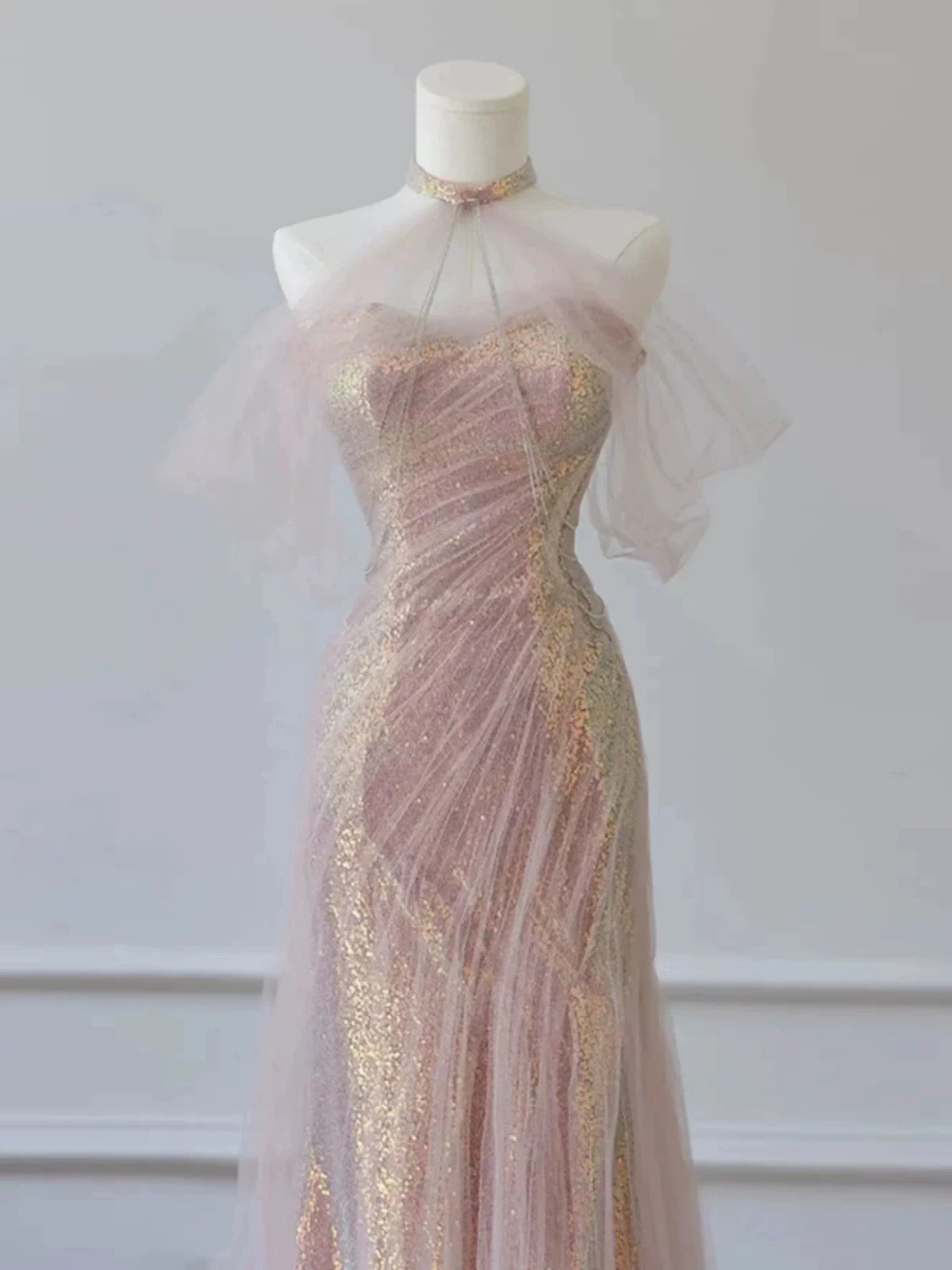 Sexy Mermaid Halter Pink Sequin Long Prom Dress Evening Dress Formal Dress SD1819