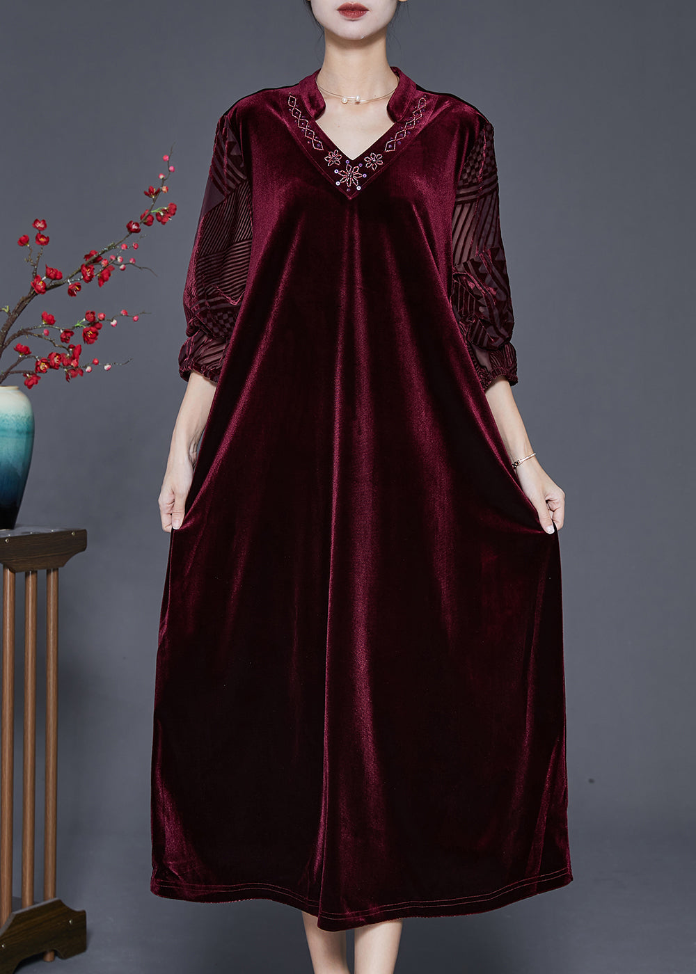 Gracefully Styled Dress for Any Occasion