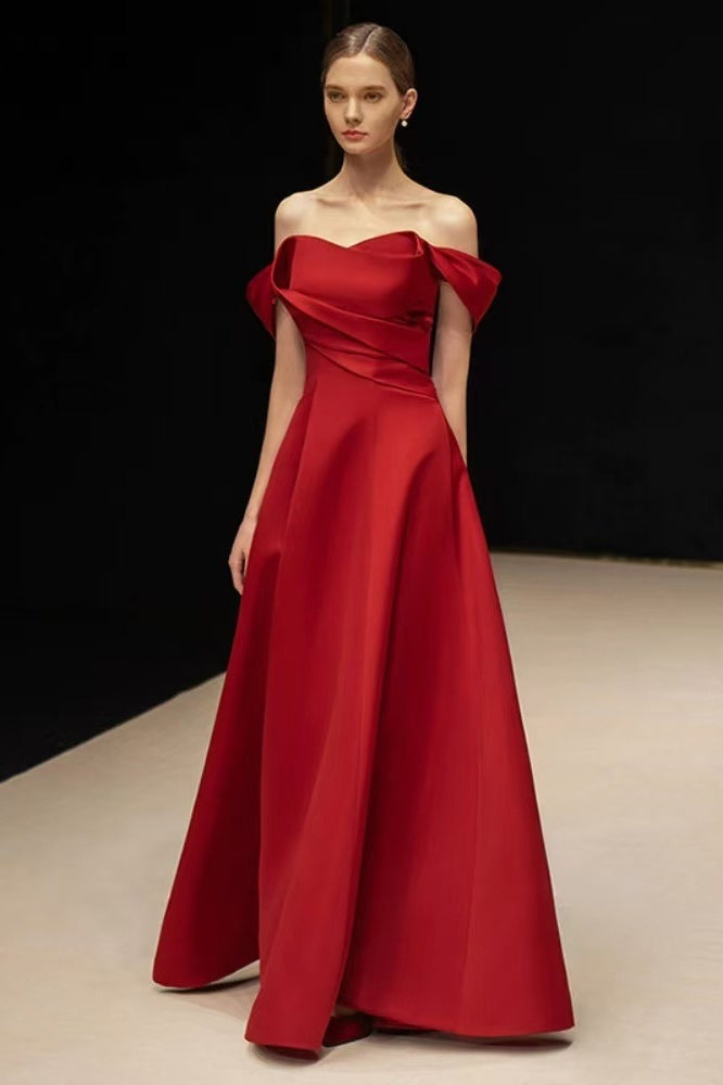Elegant Satin One Shoulder Burgundy Formal Dress S / Red