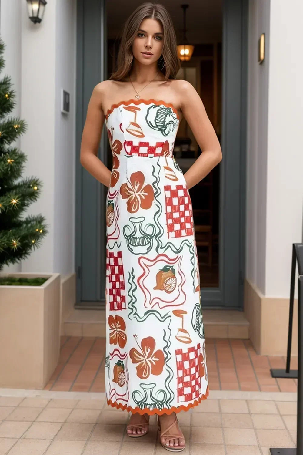 Graphic Print Strapless Scalloped Trim Maxi Dress 3