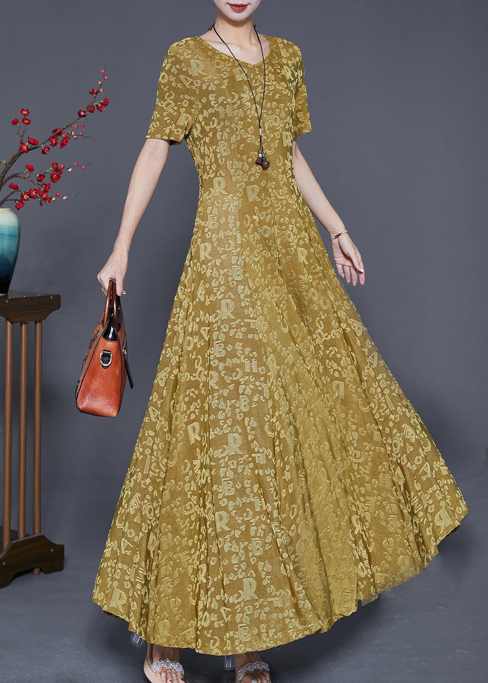 Jacquard Letter Print Scoop Neck Short Sleeve A-Line Maxi Dress