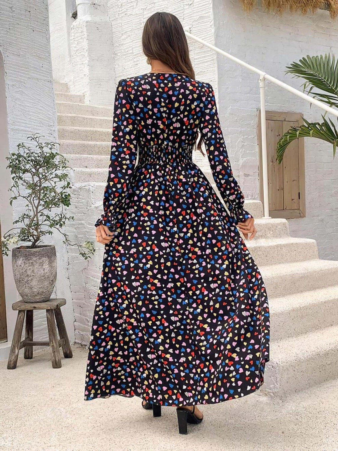 Estefanía Aesthetic Smocked Printed Dress with Flounced Sleeves and V Neck Boutique Collection