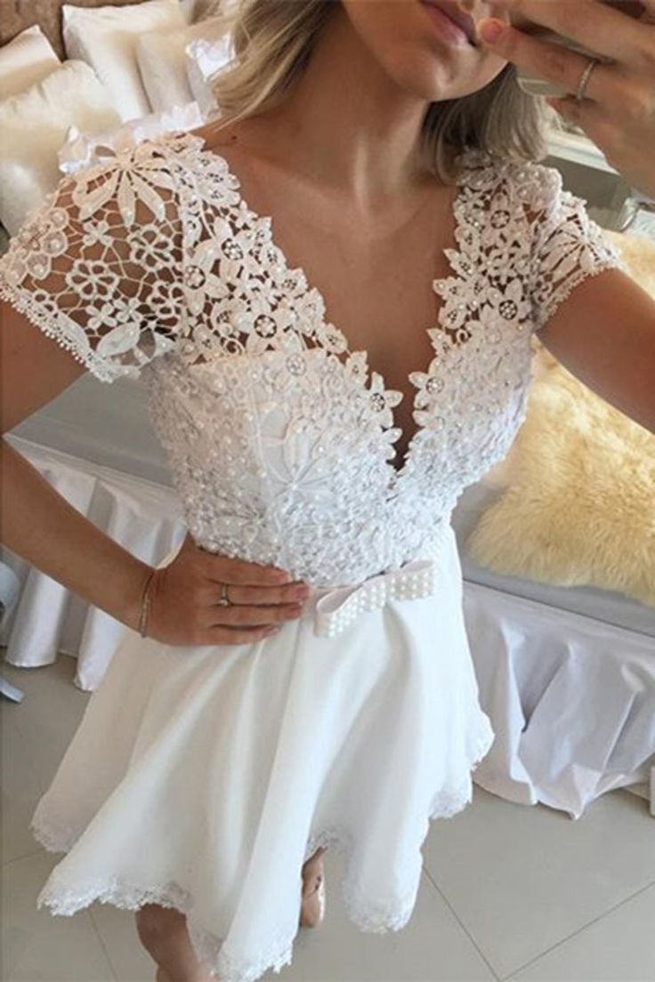 2024 Chiffon V Neck Short Sleeve with Appliques A Line Homecoming Dresses fg4805