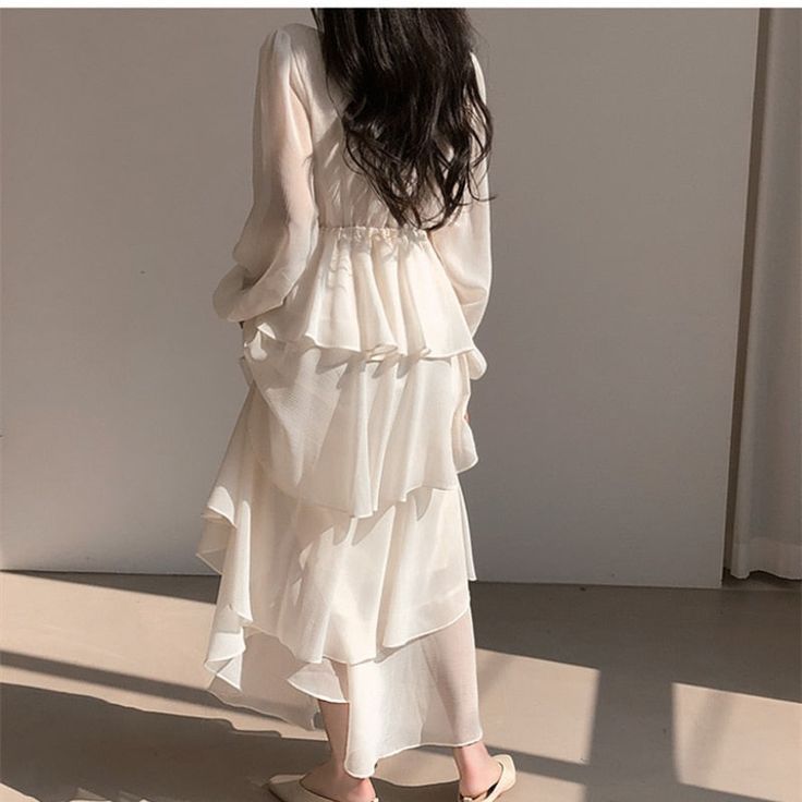 Casual Dresses V Neck Layered Ruffle Lantern Long Sleeve Cake Dress