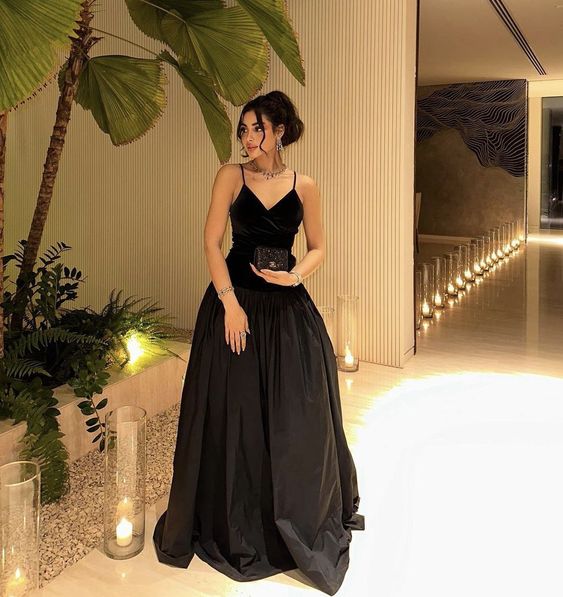 A line Black Long Prom Dress With Straps fg5264
