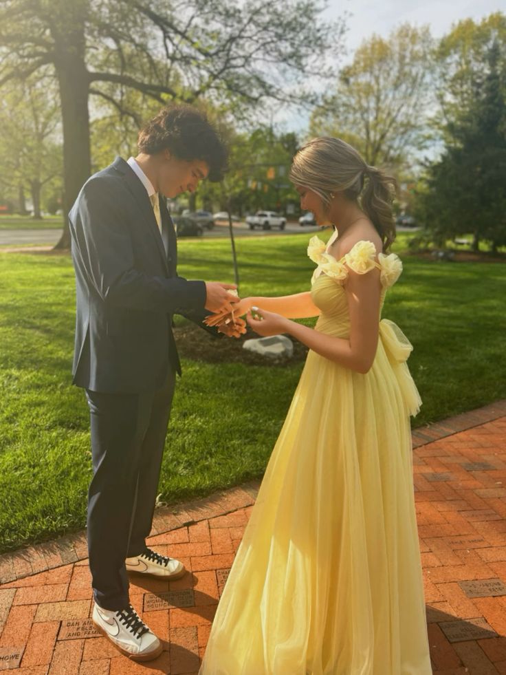 Off The Shoulder Yellow Long Prom Dress