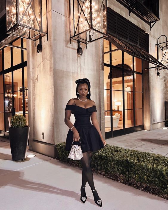 Black A-Line Short Party Dress Straps Homecoming Dress