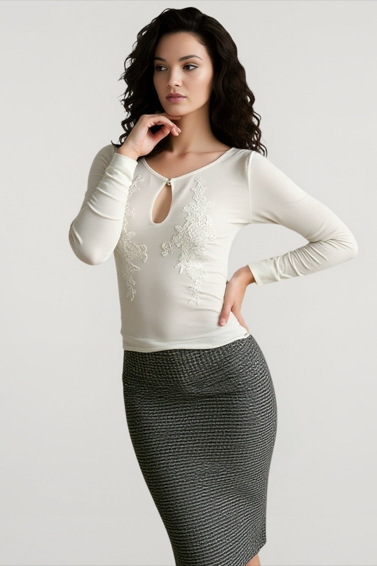 Keyhole Neck Long Sleeve Floral Lace Applique Fitted Top