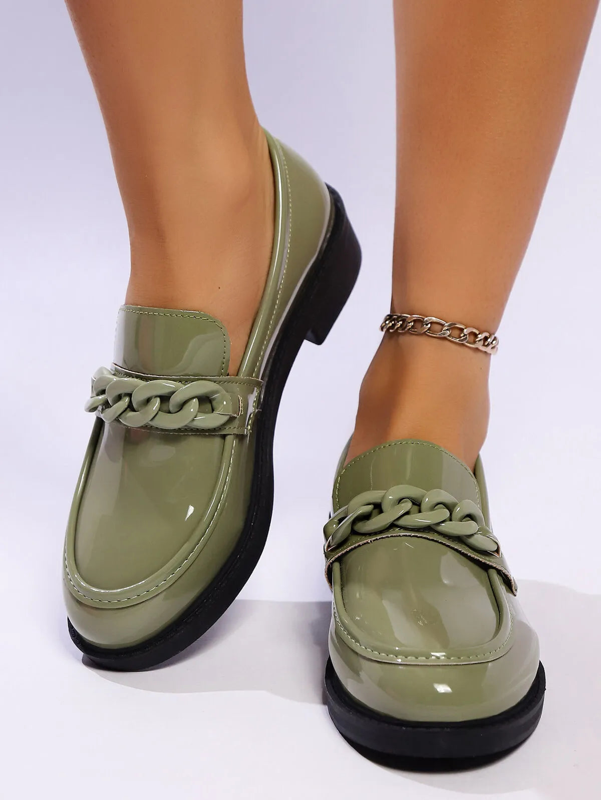 Women’s Round Toe Chain Detail Loafers – Classic Slip-On Dress Shoes for Work & Casual Green