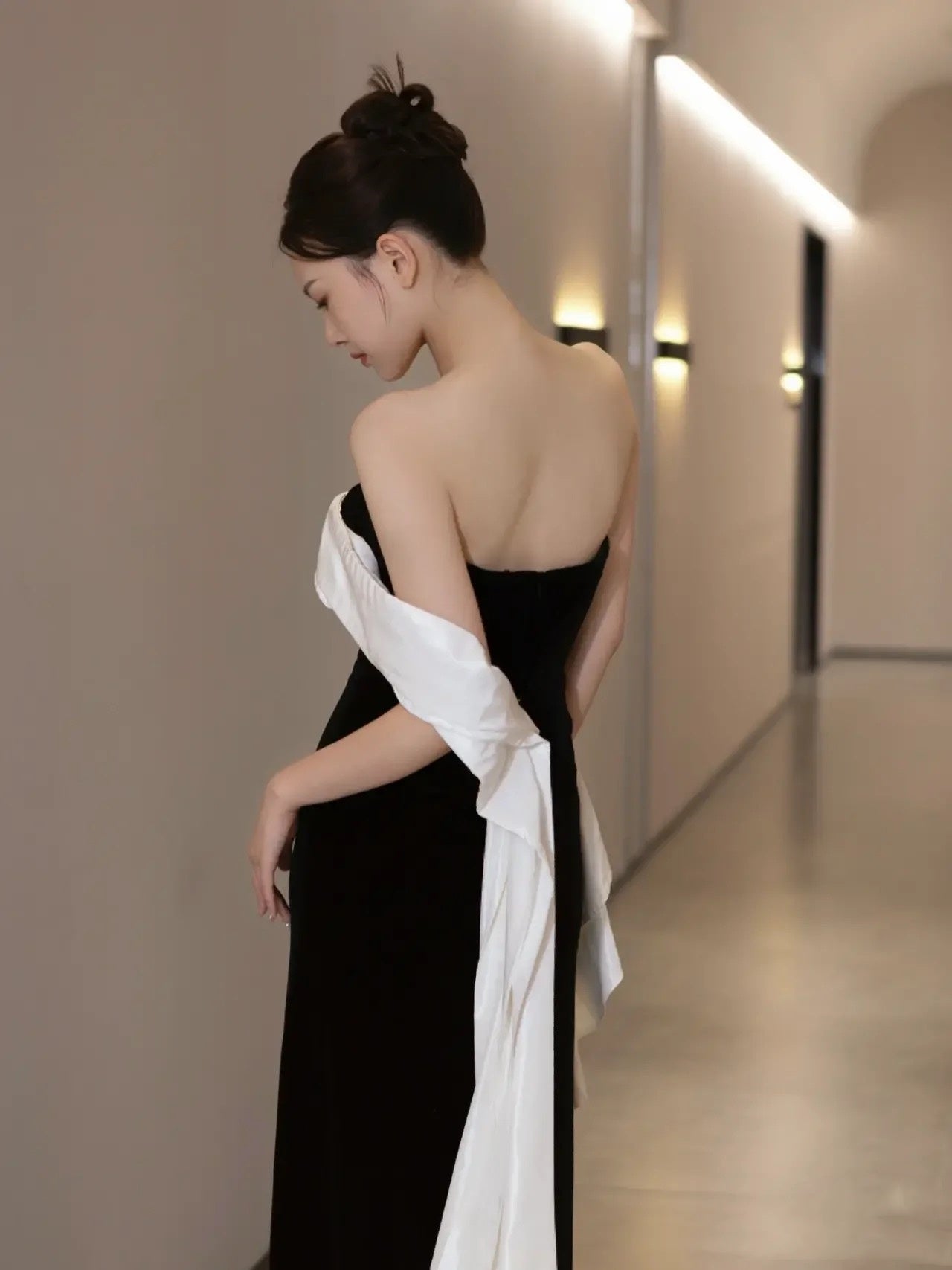 Sexy Sheath Strapless Black Satin Long Evening Gowns Prom Dresses SD1836