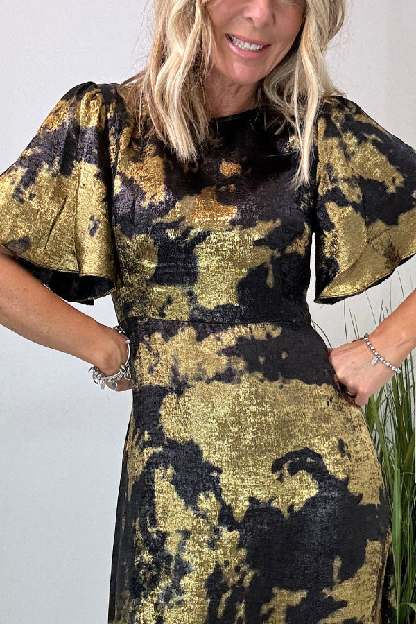 Metallic Marble Print Crew Neck Flutter Sleeve Fitted Waist A-Line Maxi Gown