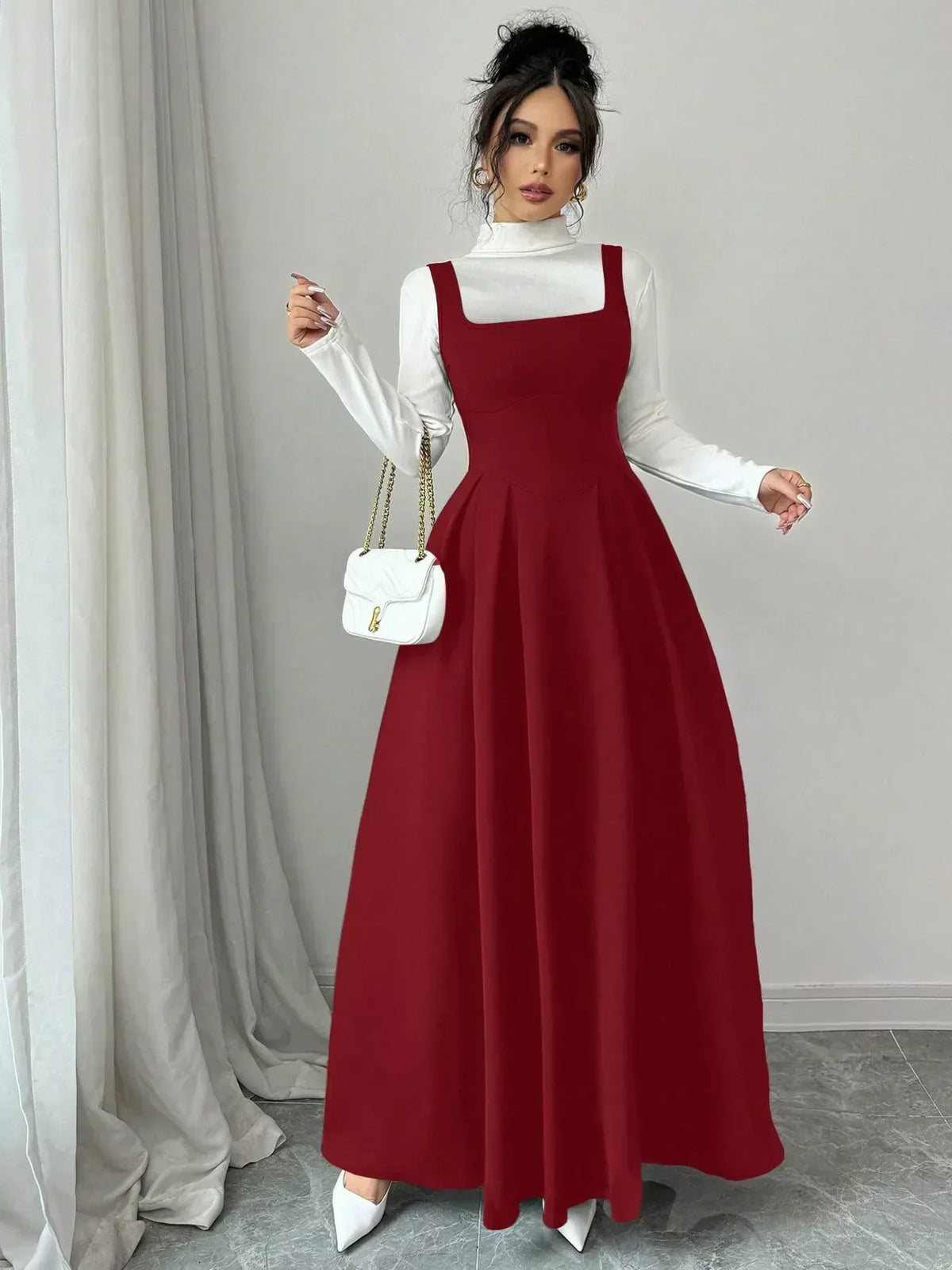 Square Neck Wide Strap Sleeveless Pleated A-Line Maxi Dress with Pockets 3