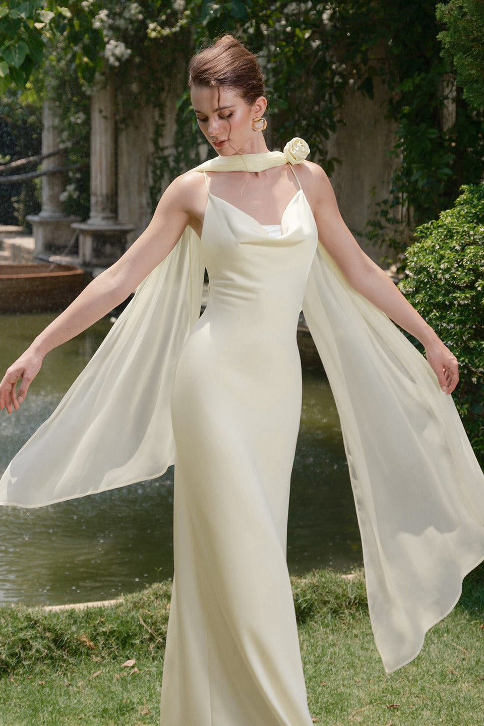 Retro Tie Back Satin Wedding Dress