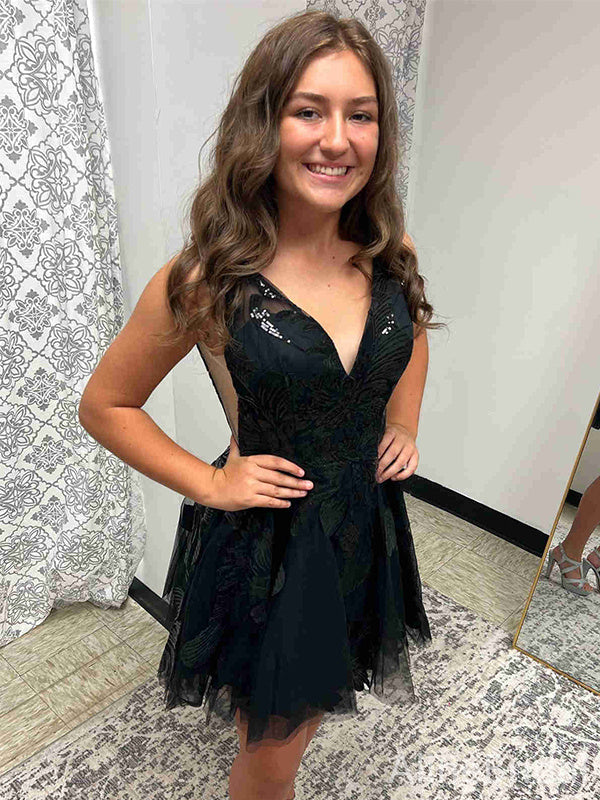 Sequin Lace Applique V-Neck Tulle A-Line Mini Homecoming Dress 2