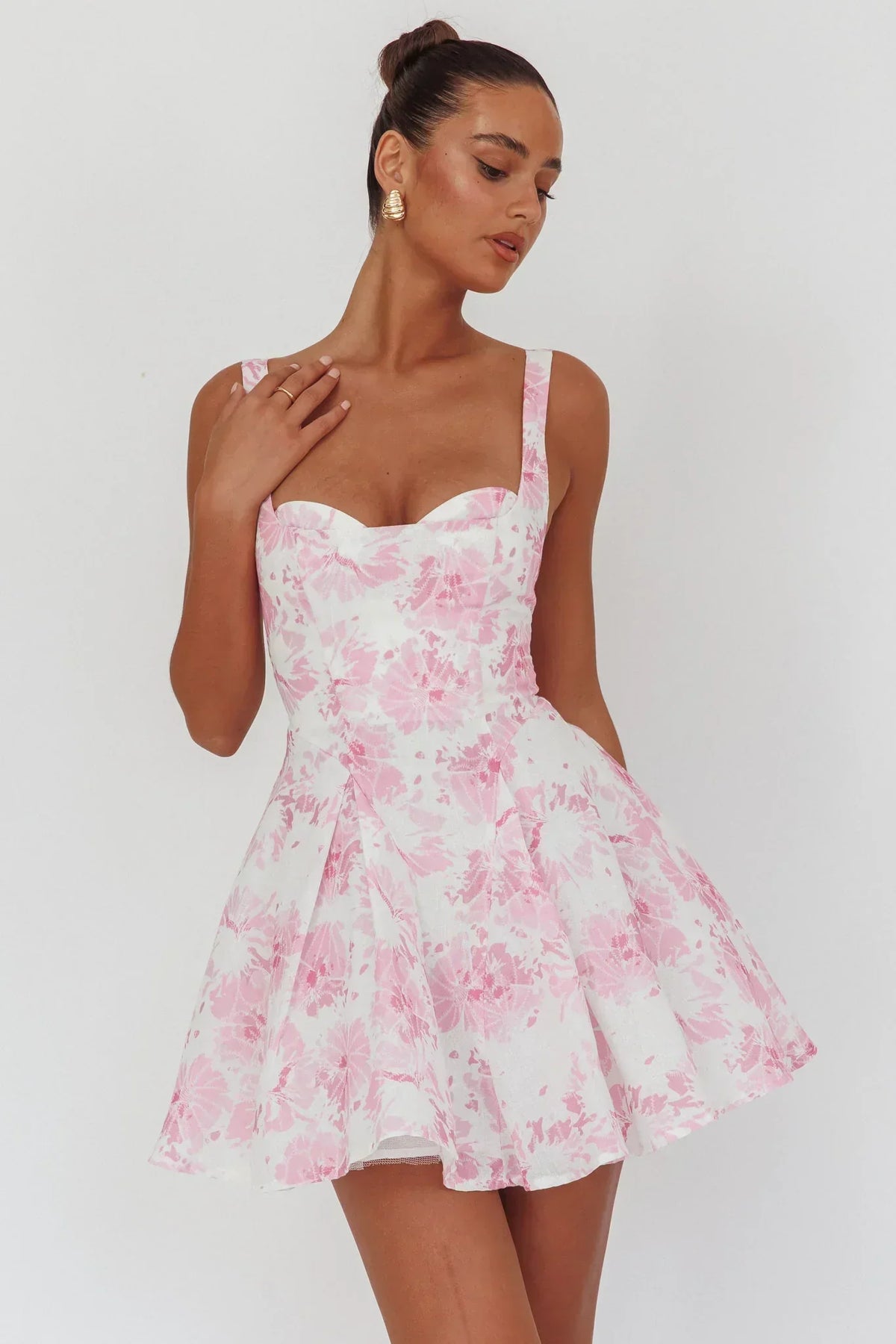 Floral Print Sweetheart Neck Sleeveless Fit and Flare Mini Dress