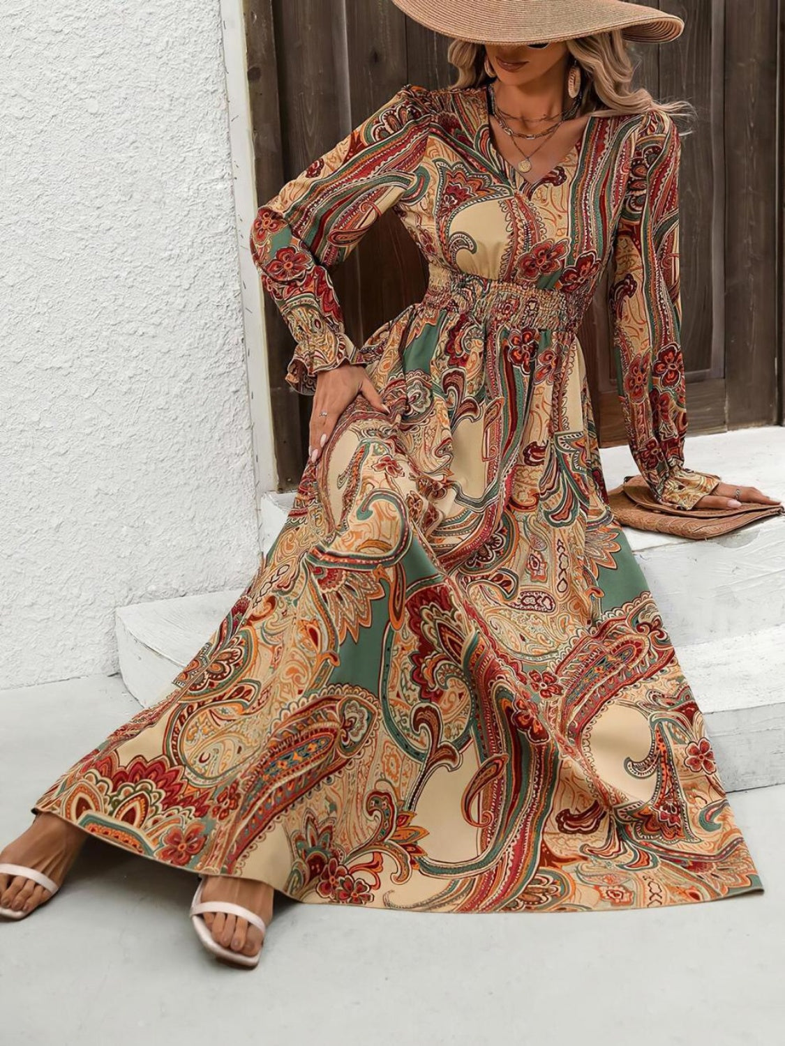 Estefanía Aesthetic Smocked Printed Dress with Flounced Sleeves and V Neck Boutique Collection