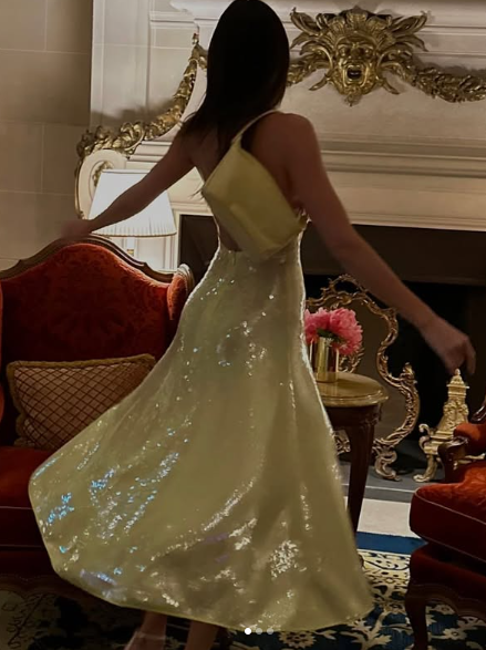 Sexy V Neck Yellow Sequins Party Dress A Line Prom Evening Dress cc1806