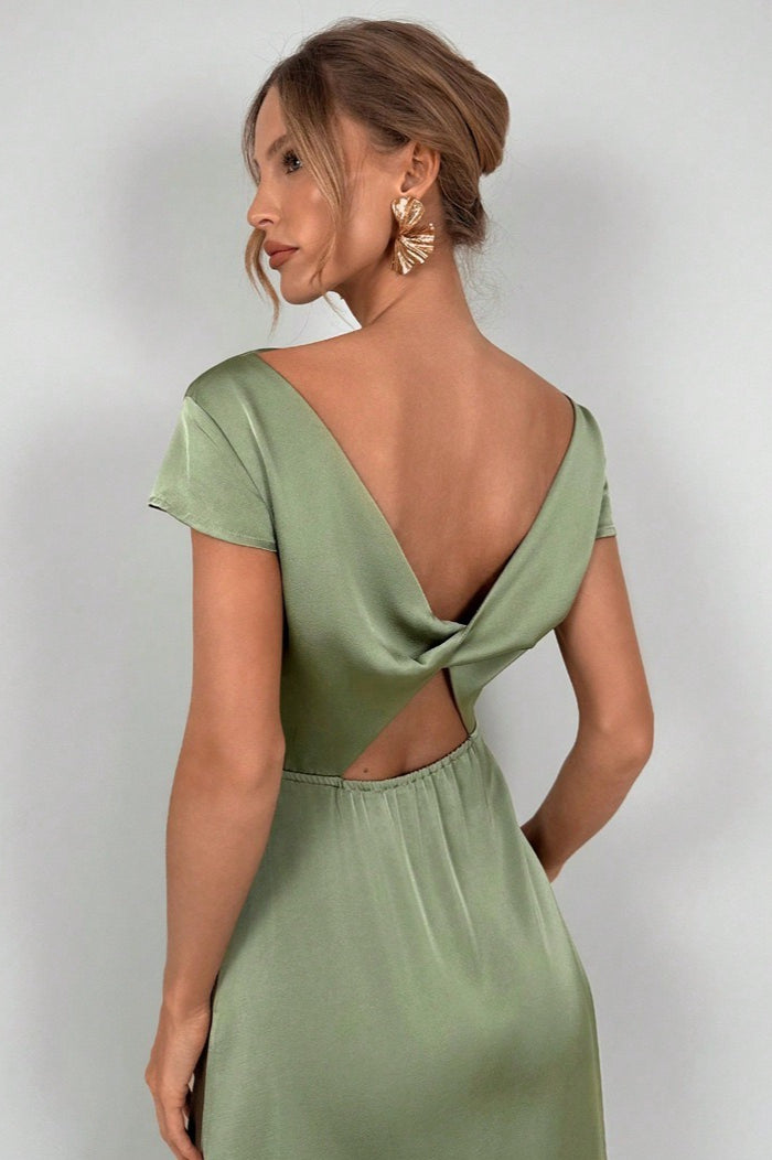 Silk-Like Satin Slit Maxi Silk Dress in Green - View 3