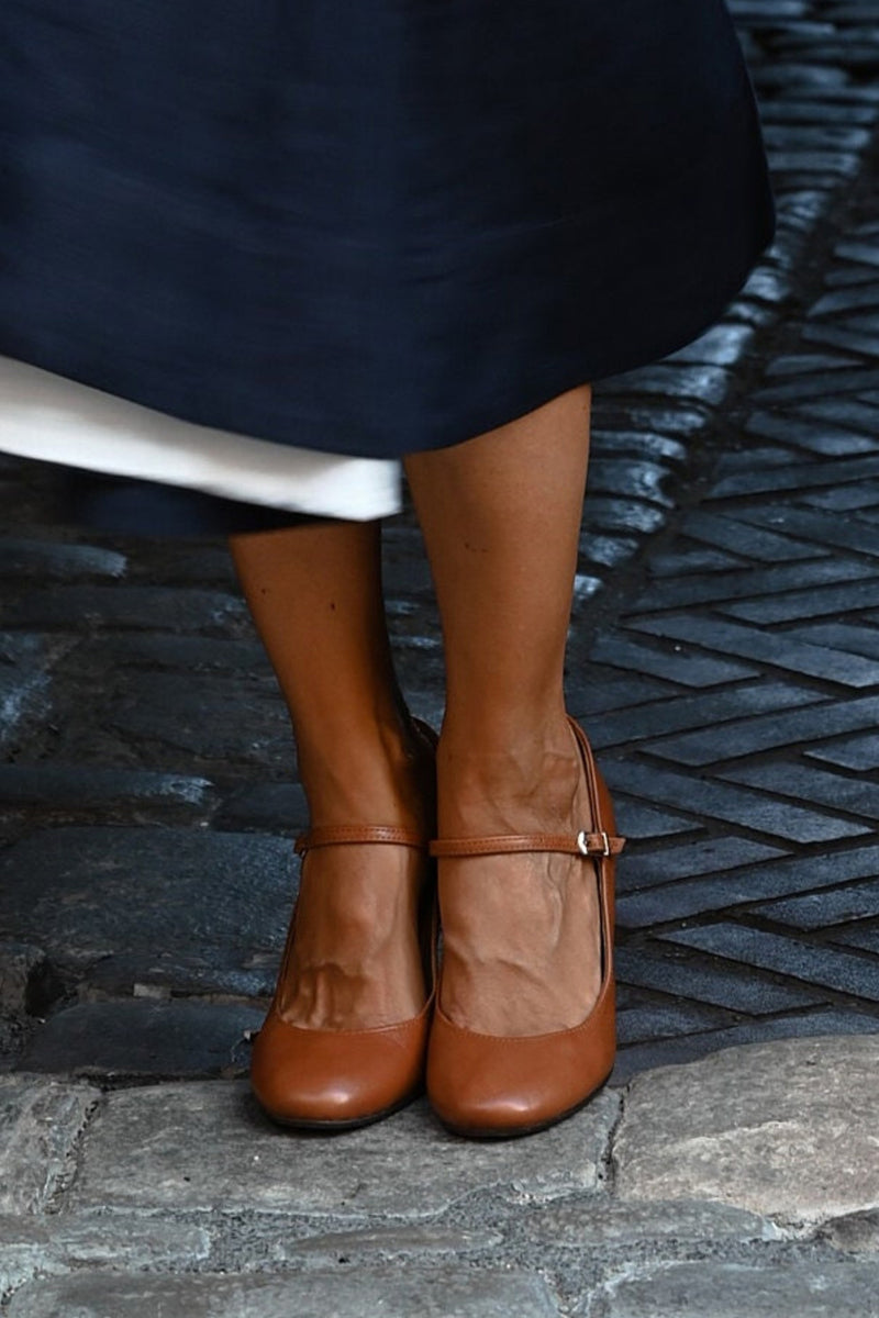 Round Toe Buckle Strap Block Heel Mary Jane Pumps