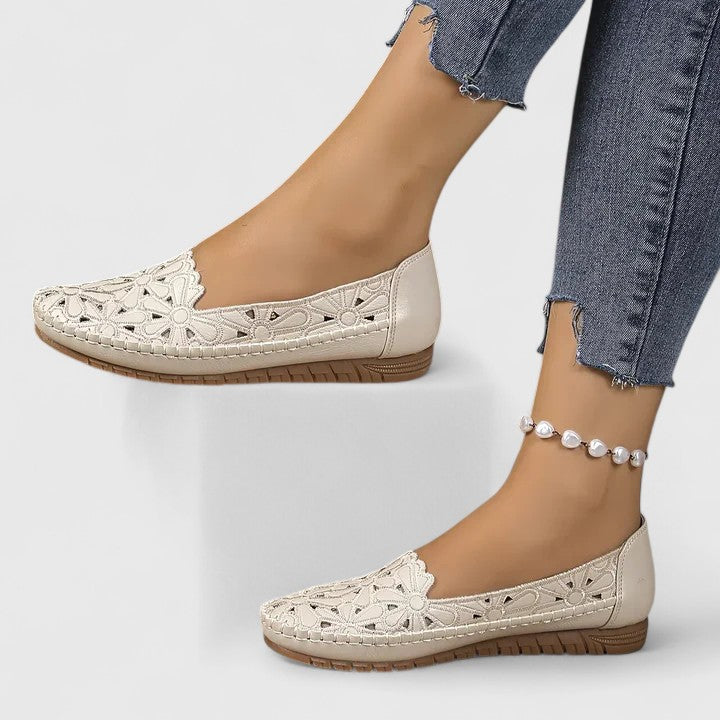 Floral Cut Out Round Toe Slip On Flats