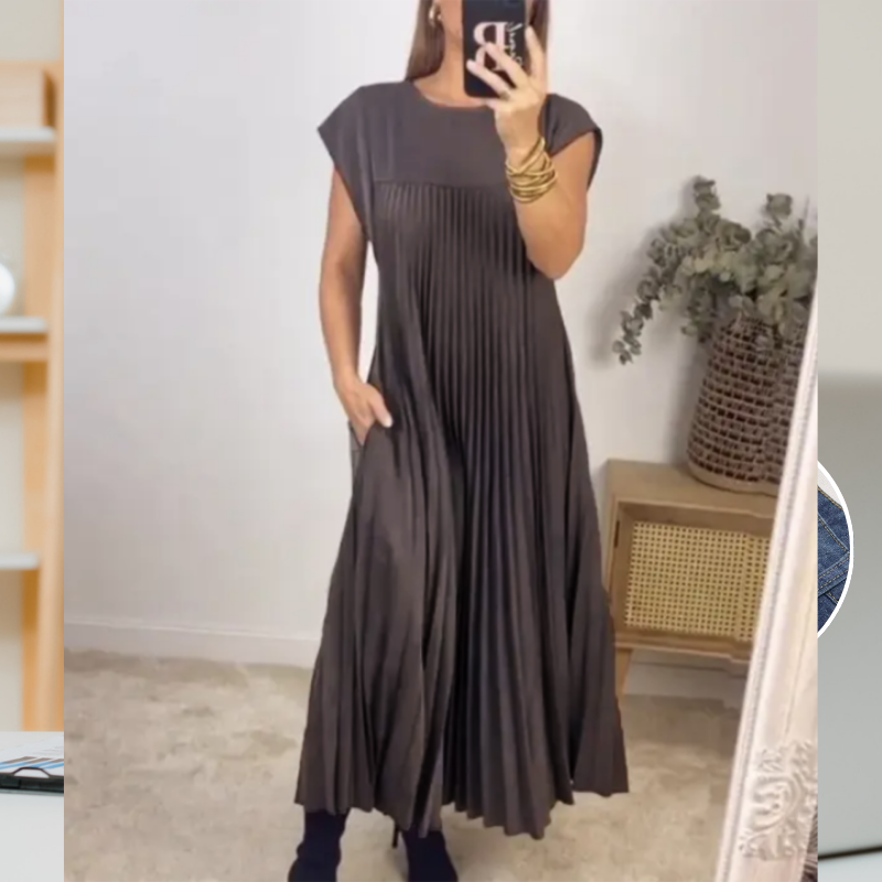 Ofelia Aesthetic Pleated Dress with a Round Neckline Designer Edit