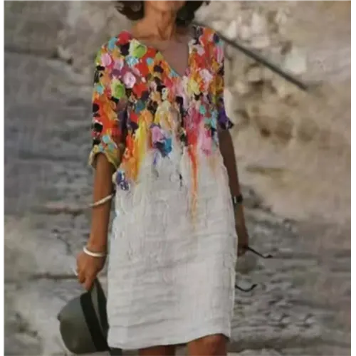 V-Neck Three Quarter Sleeve Relaxed Fit Knee Length Shift Dress