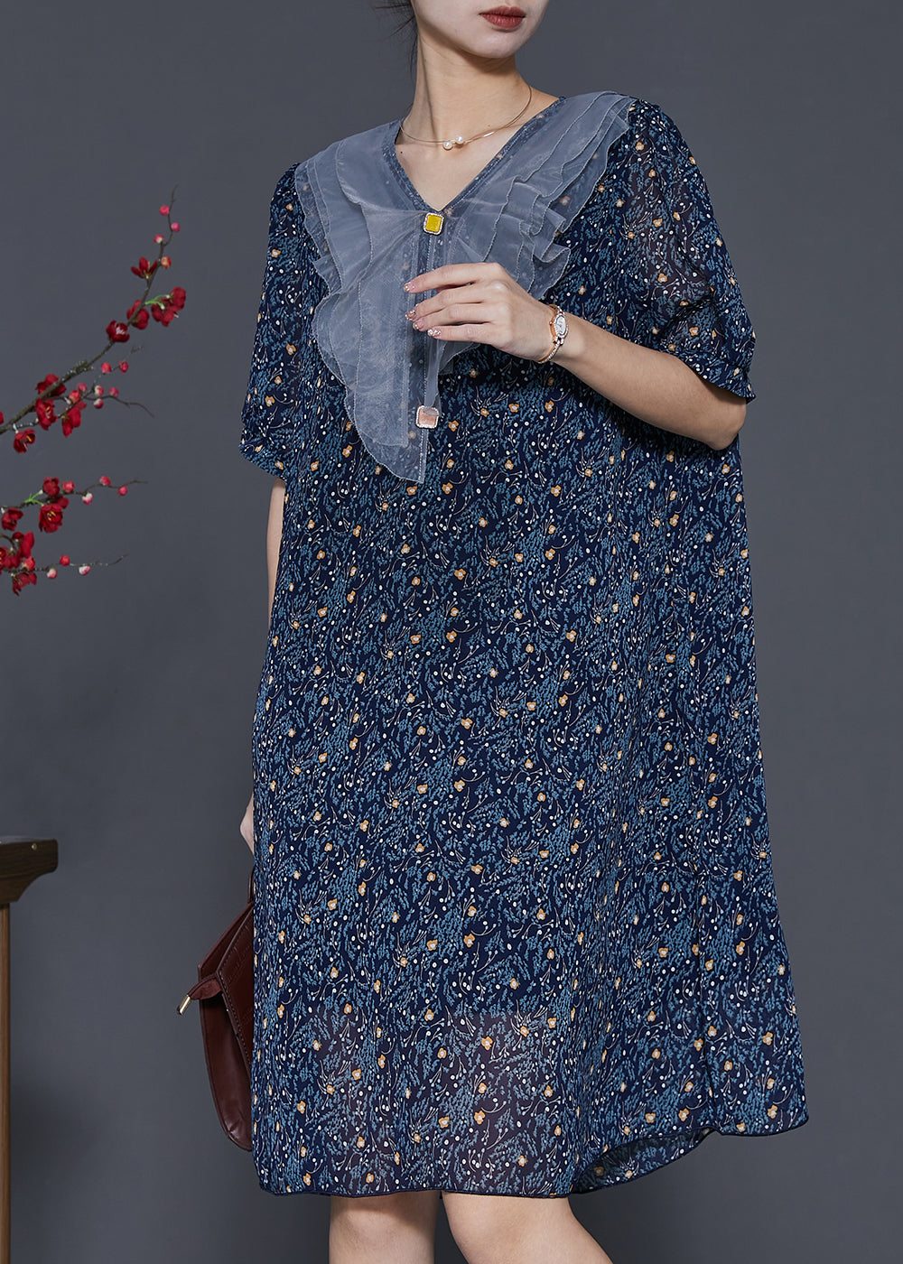Beautifully Crafted Dress in a Classic Style