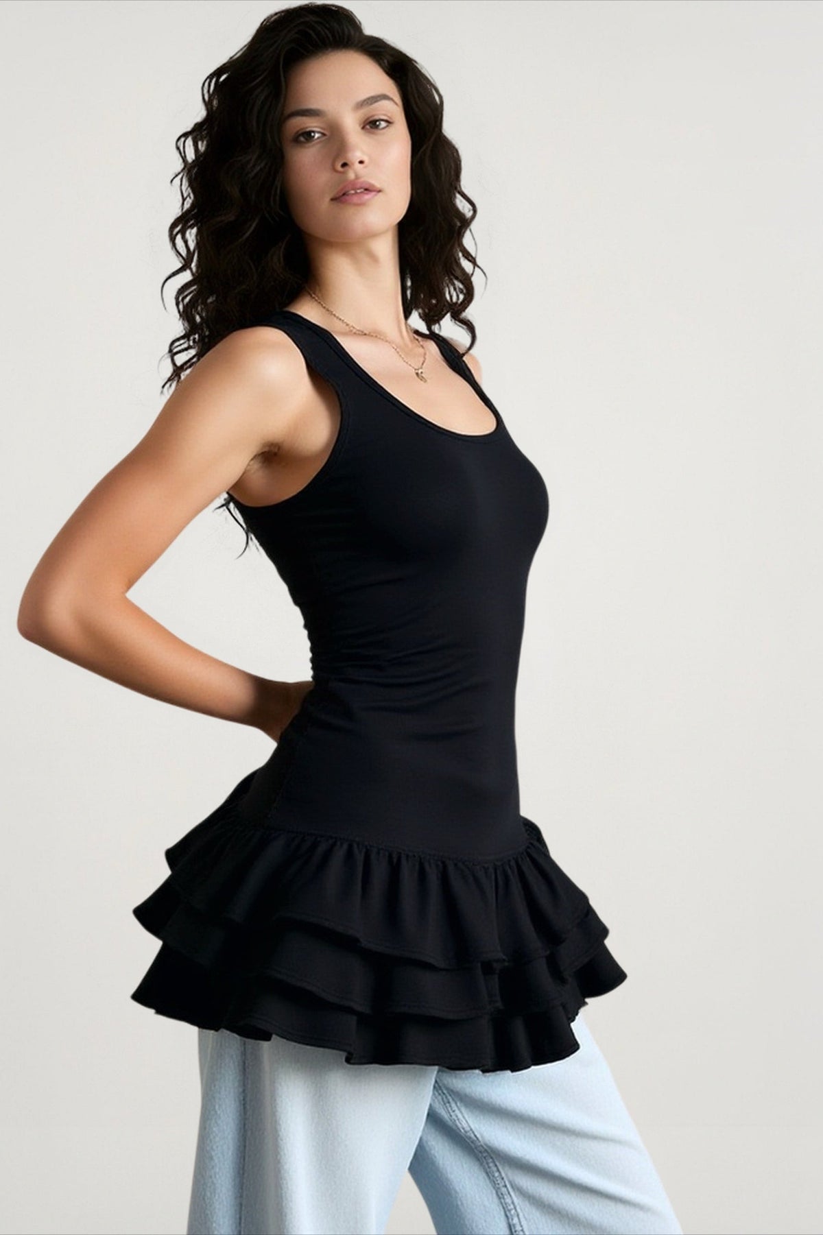 Scoop Neck Sleeveless Tiered Ruffle Hem Longline Tank Top 3