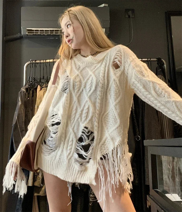 Distressed Cable Knit Fringe Hem Long Sleeve Oversized Sweater 2