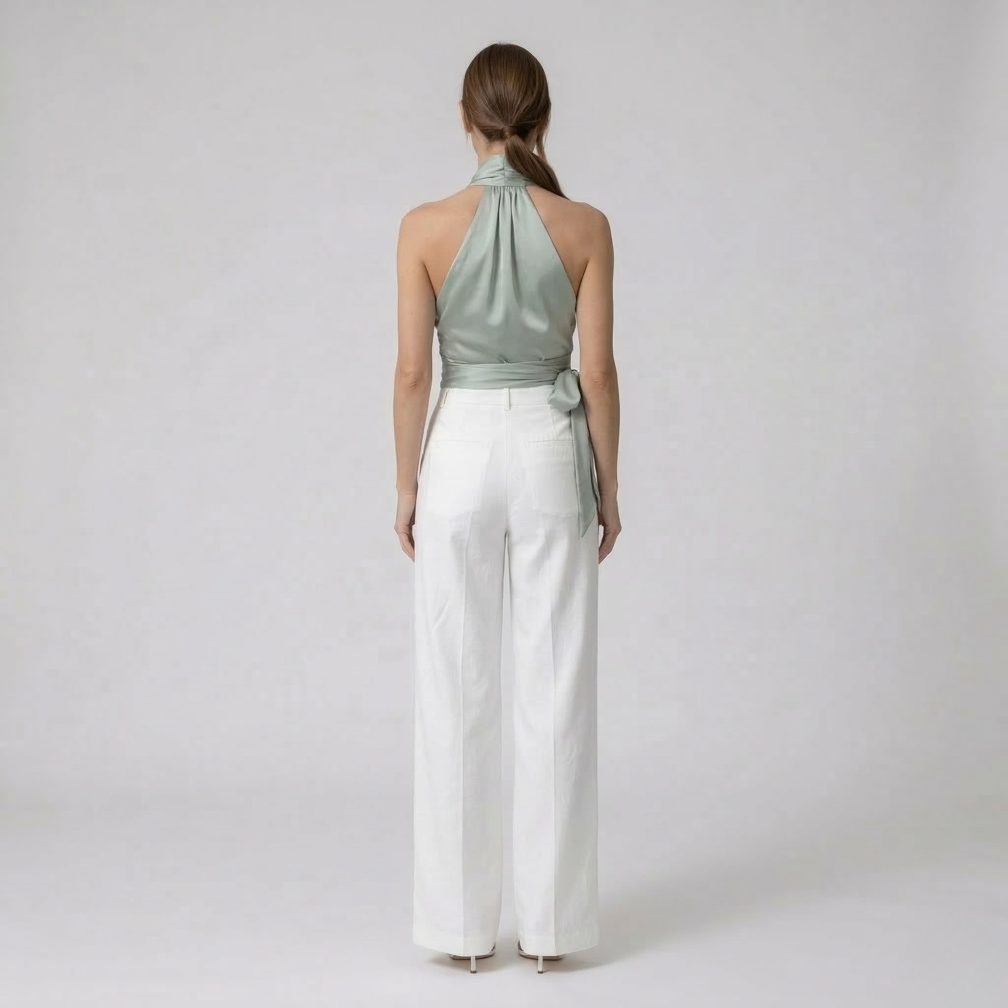 Elegant Minimal Halter Neck Top with Adjustable Straps and Breathable