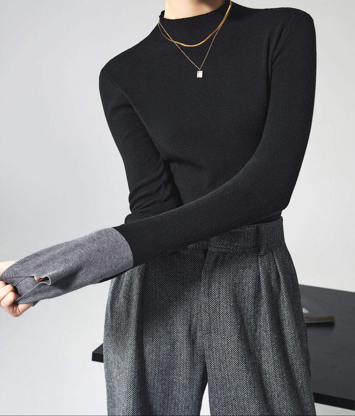 Isla | Contrast-Cuff Mock Neck Sweater