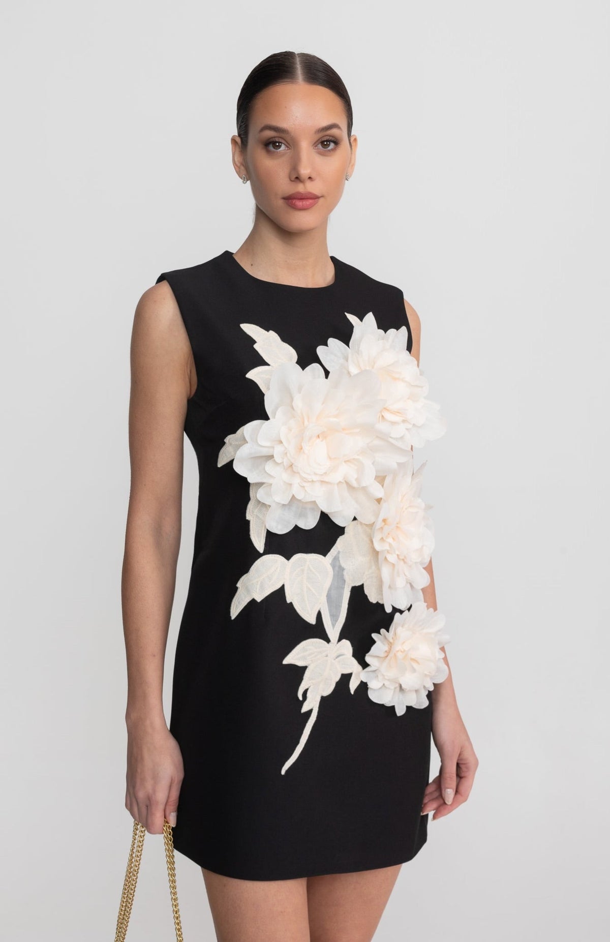 Sleeveless Crew Neck 3D Floral Applique Shift Mini Dress