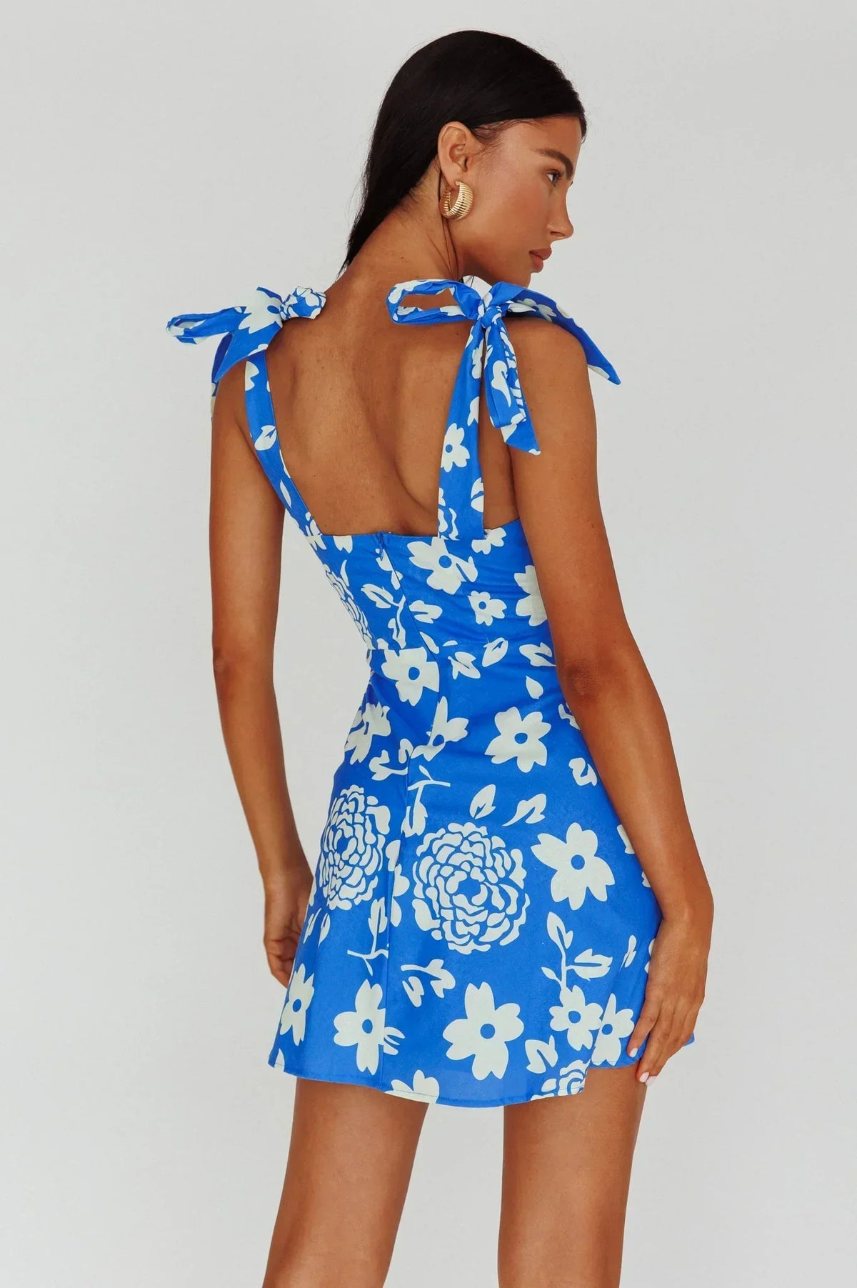 Floral Print V-Neck Tie Shoulder Sleeveless Mini Dress 2