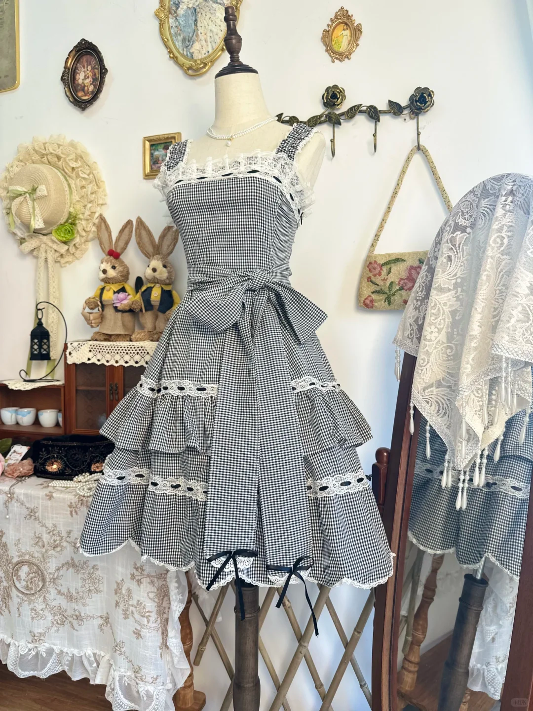 Cute Gray Lace Satin A Line Short Prom Dress Formal Homecoming Dress D313