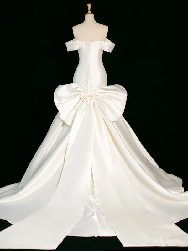 Chic Mermaid Strapless Sleeveless White Satin Wedding Dresses With Ruffles C3743