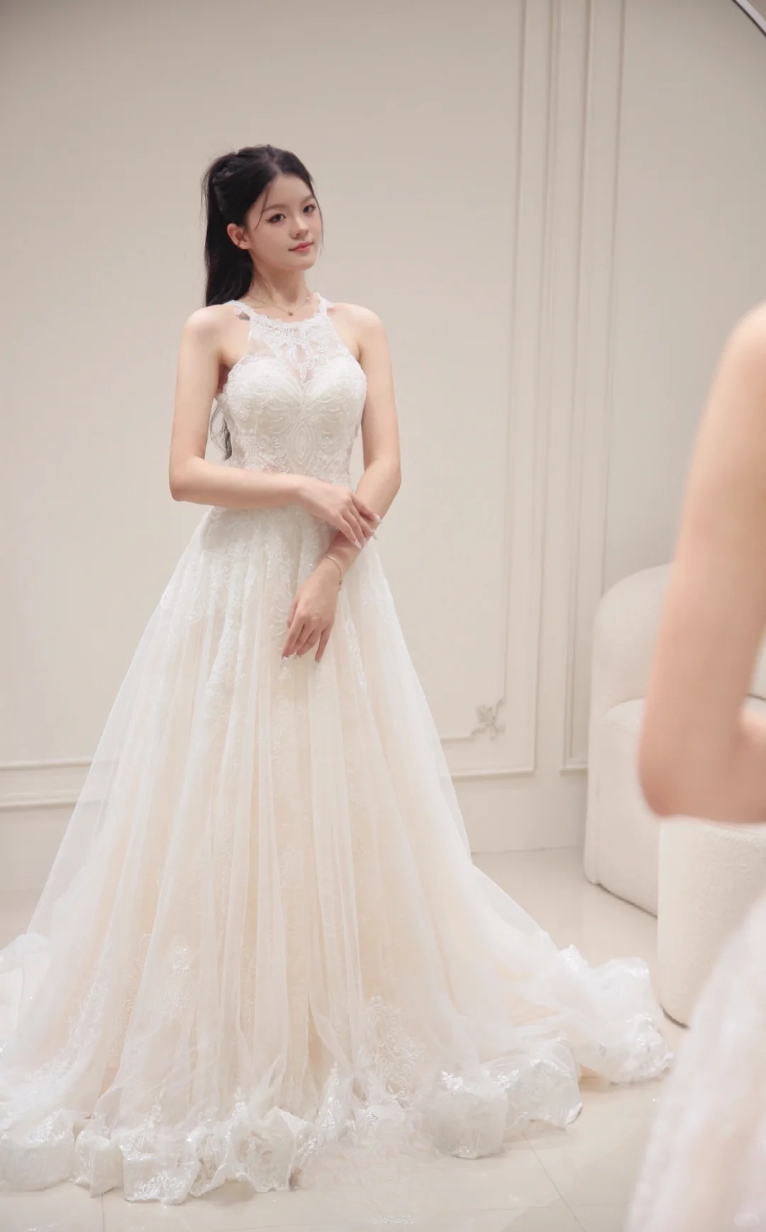 Princess A Line Halter Tulle Lace Long Wedding Dresses C3833