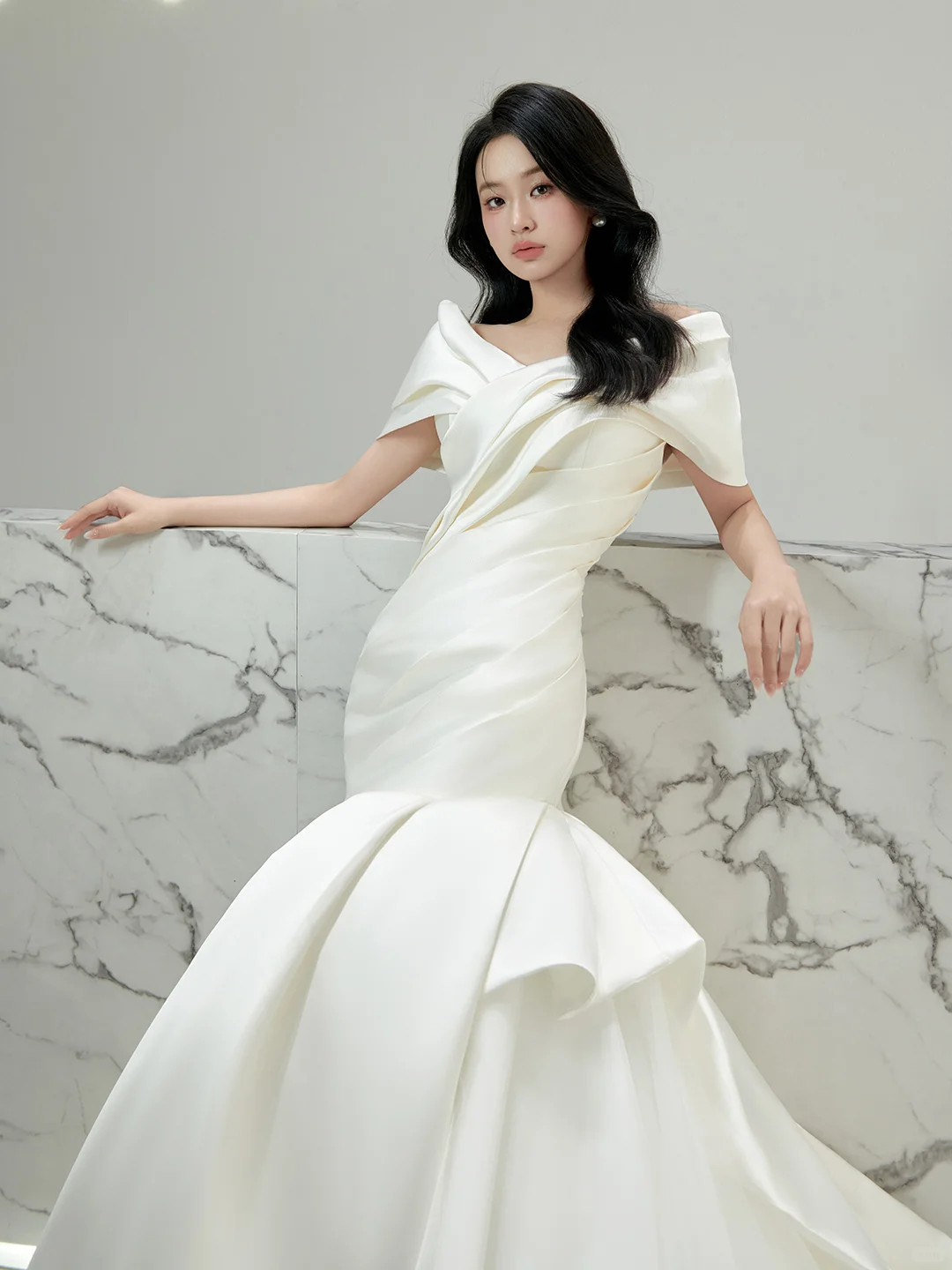 Vintage Mermaid Off The Shoulder Satin Pleated Long Wedding Dresses C3835