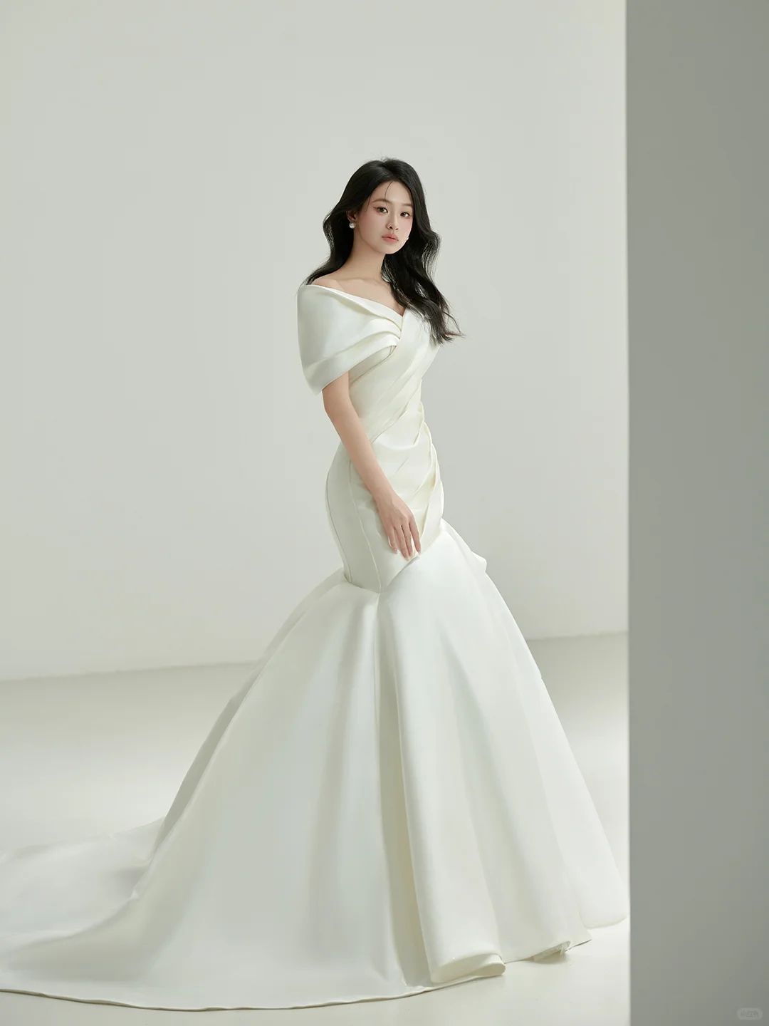 Vintage Mermaid Off The Shoulder Satin Pleated Long Wedding Dresses C3835