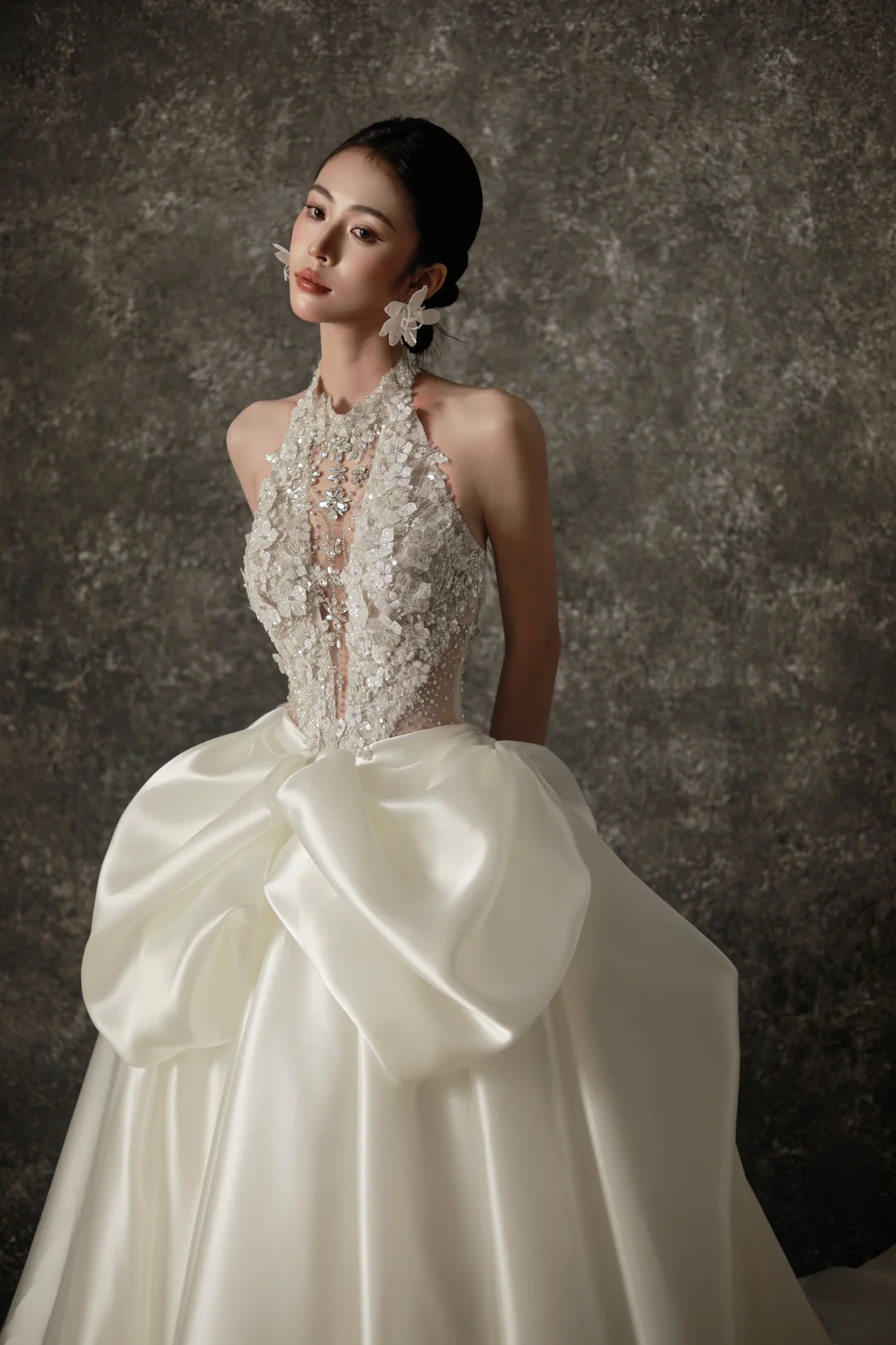 Unique Ball Gown Halter Ivory Satin Applique Long Wedding Dresses C3840