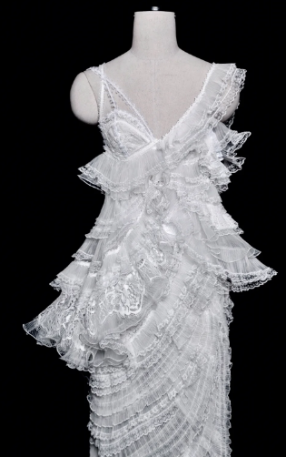 Gorgeous Mermaid V Neck White Tulle Lace Long Wedding Dresses C3847