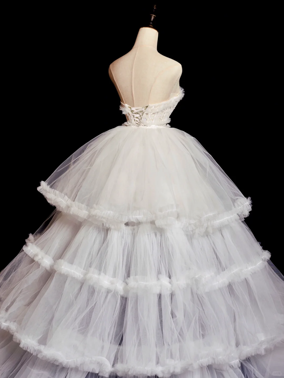 Princess Ball Gown Strapless Tulle Lace Tiered Long Wedding Dresses C3849