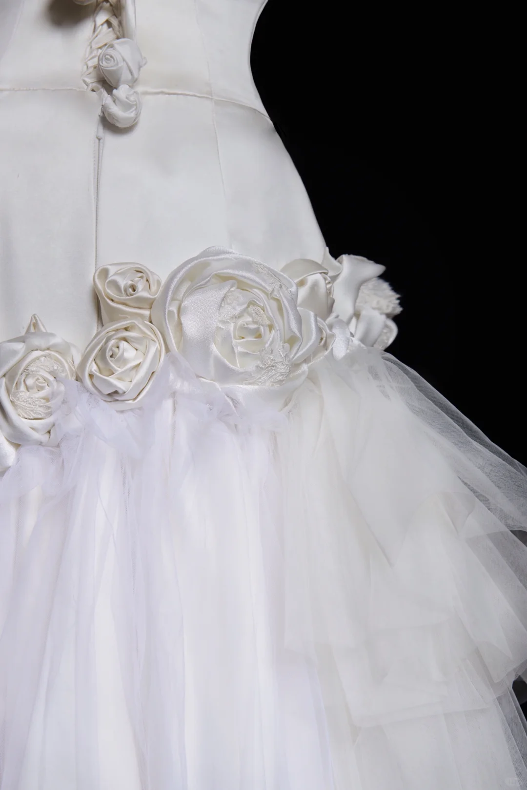 Unique Mermaid Halter Satin Tulle Flower Applique Long Wedding Dresses C3850