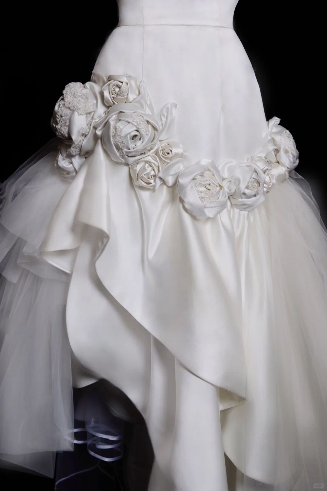 Unique Mermaid Halter Satin Tulle Flower Applique Long Wedding Dresses C3850