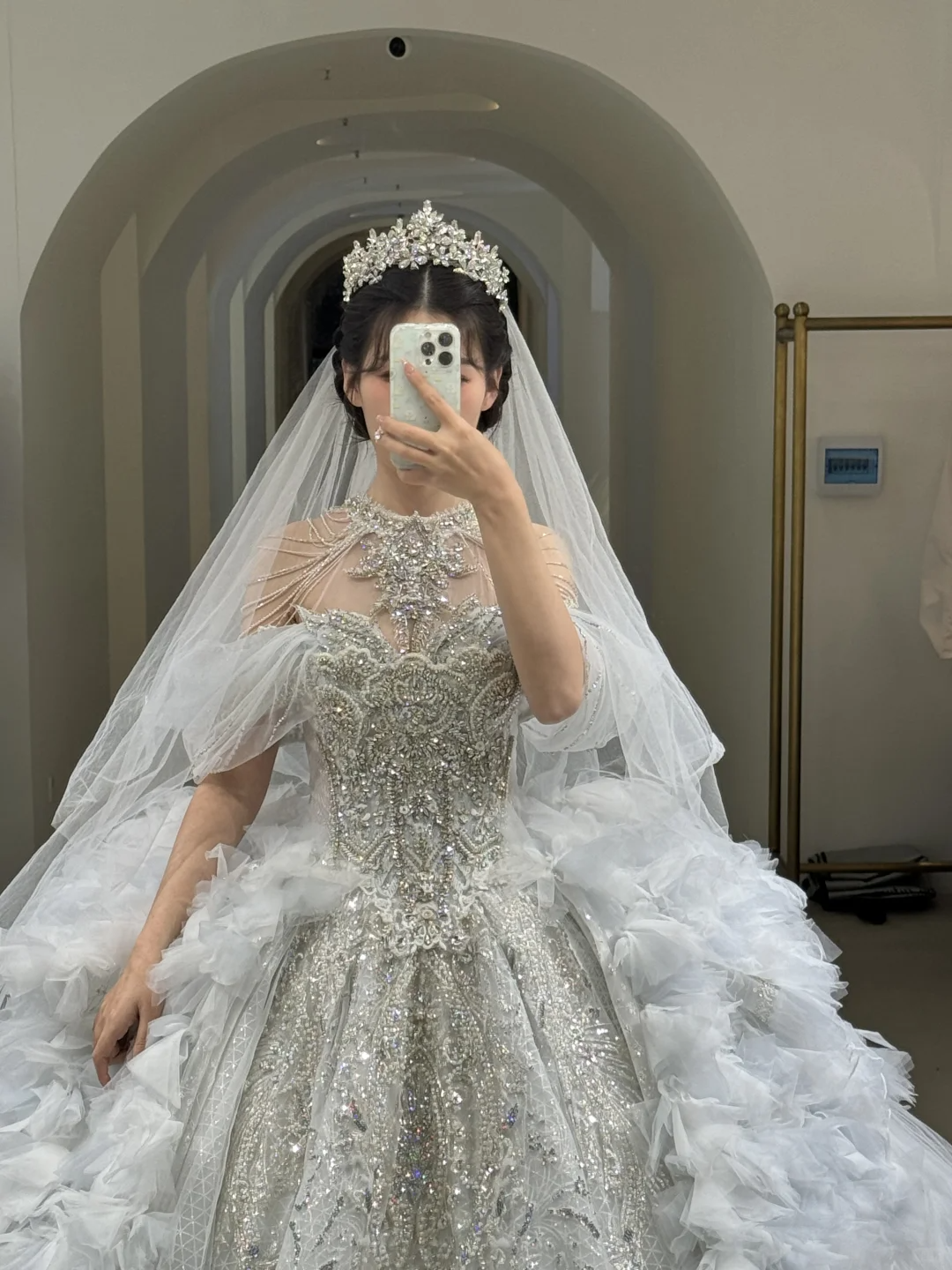 Timeless Ball Gown Off The Shoulder Satin Tulle Sequin Beaded With Veil Long Wedding Dresses C3905