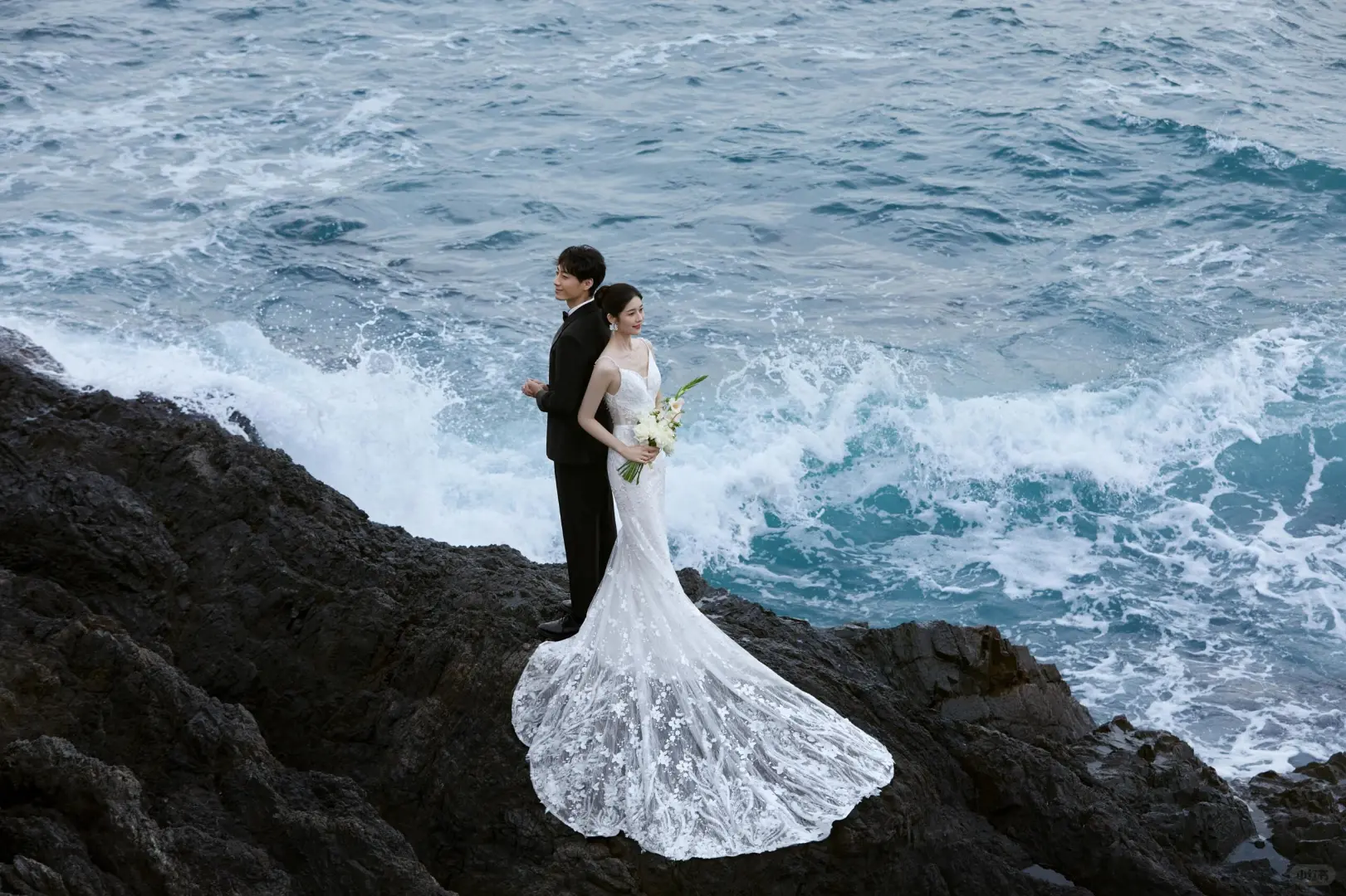Unique Mermaid Spaghetti Strpas White Tulle Applique With Veil Long Wedding Dresses C3907